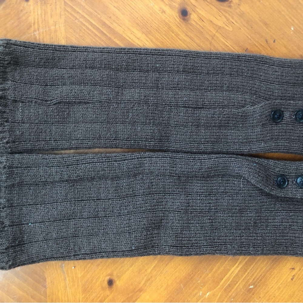 Brown Knit  Leg Warmers with Buttons